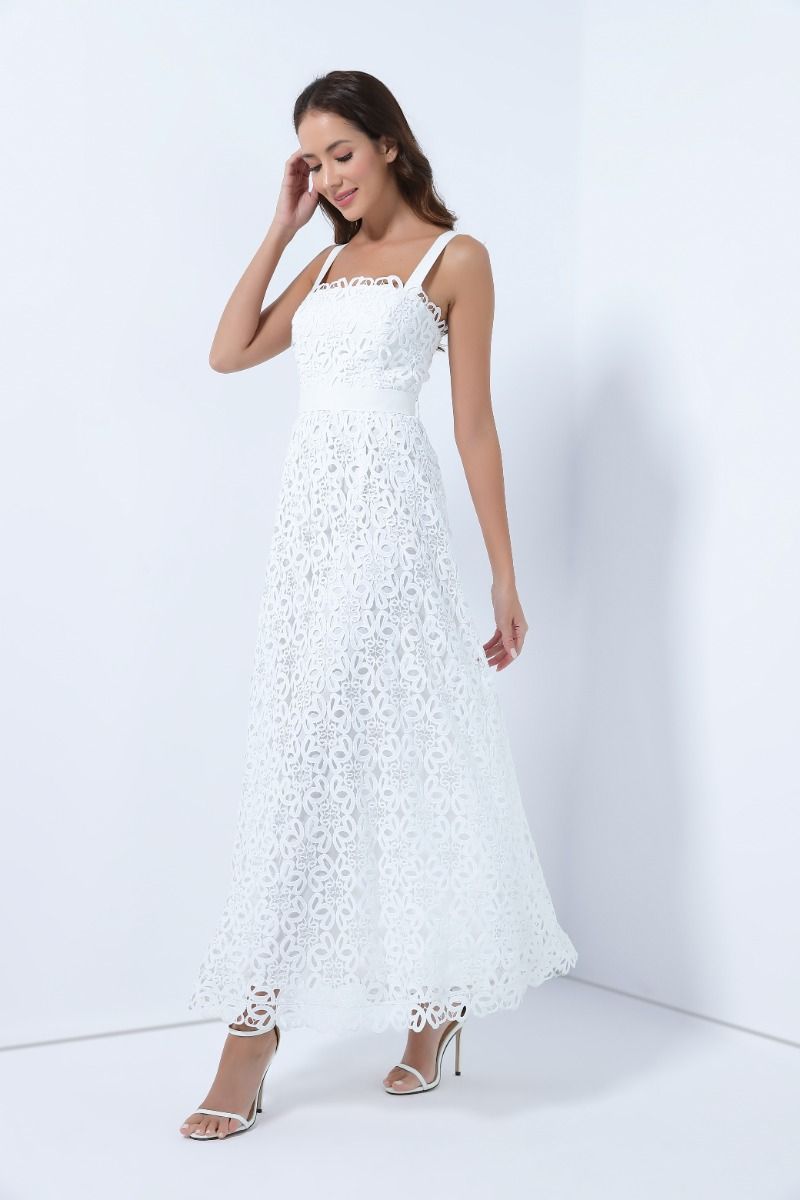 lace sleeveless dress