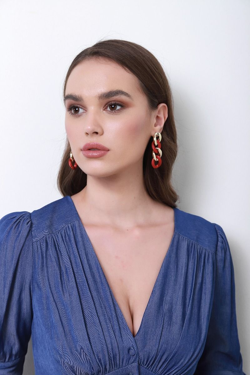 chain dropped earrings