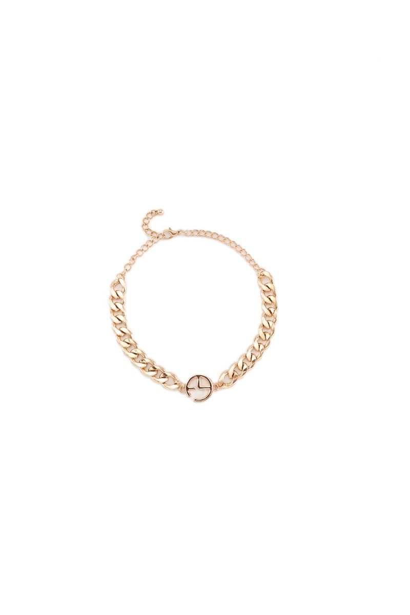 golden chain necklace