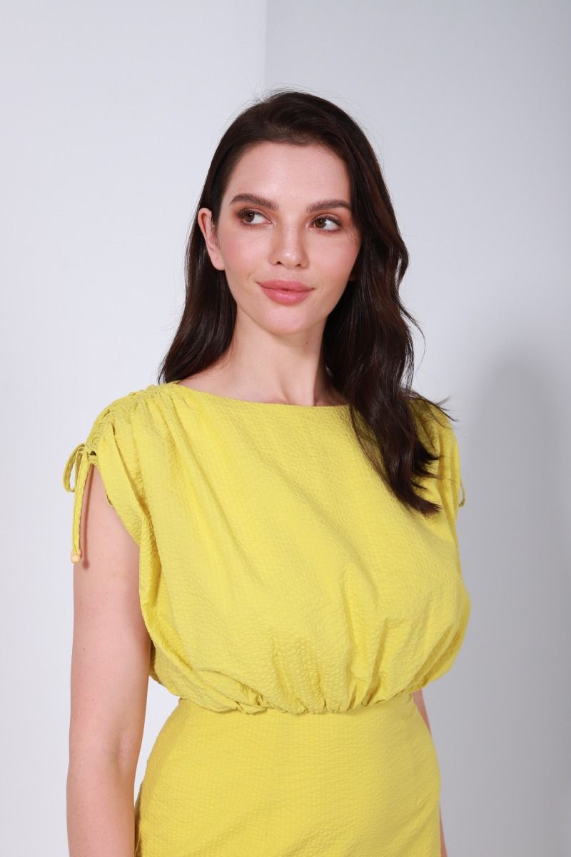 Gathered shoulder top