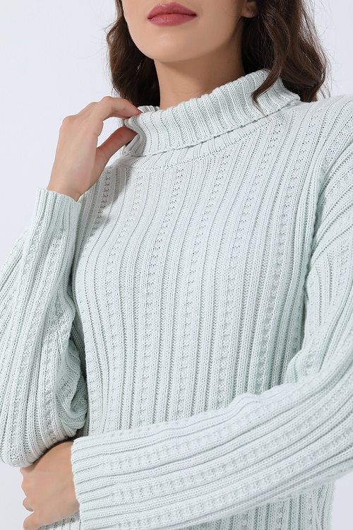 folded high neckline pullover