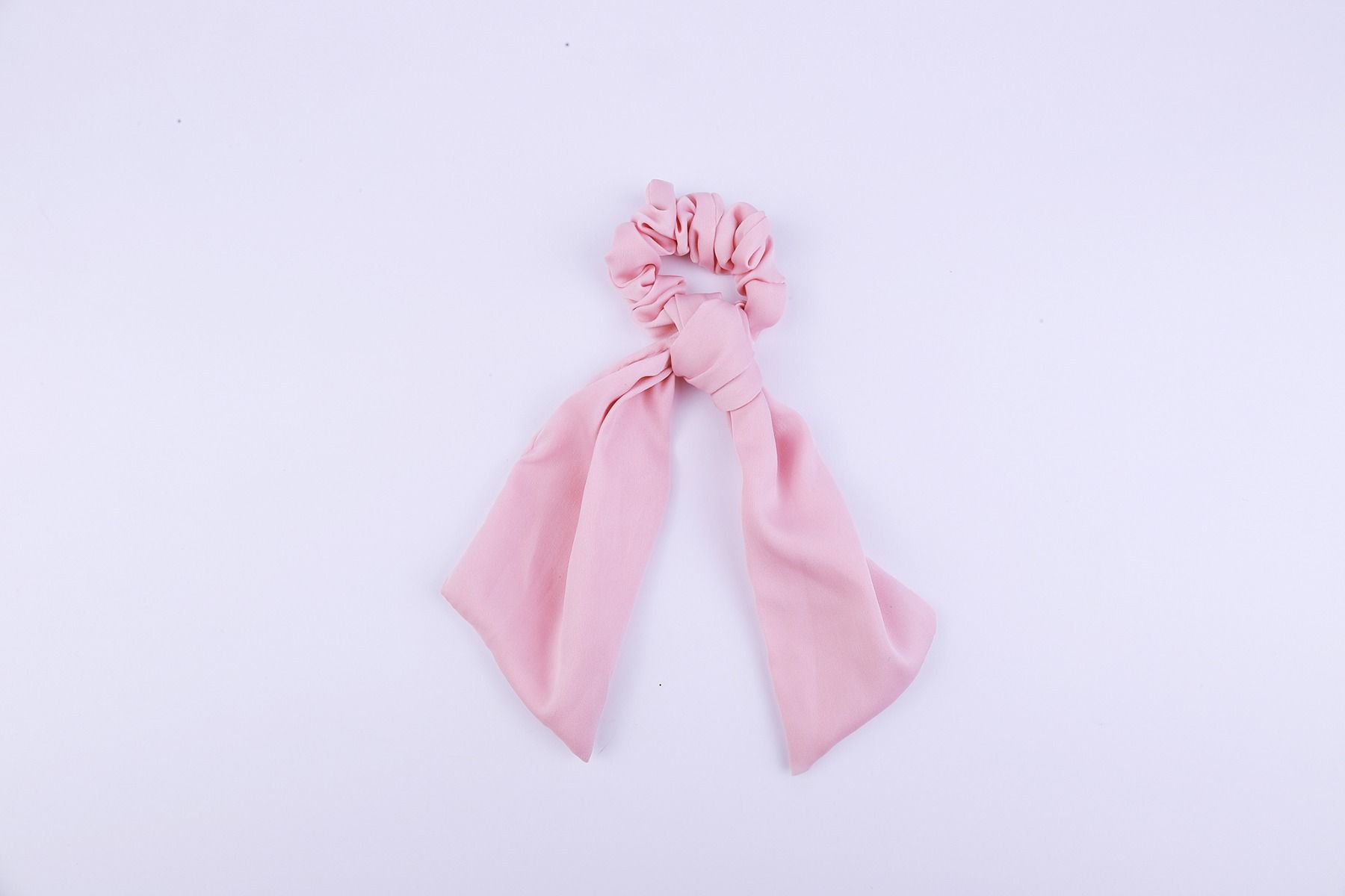  Bow-tie hair scrunchies