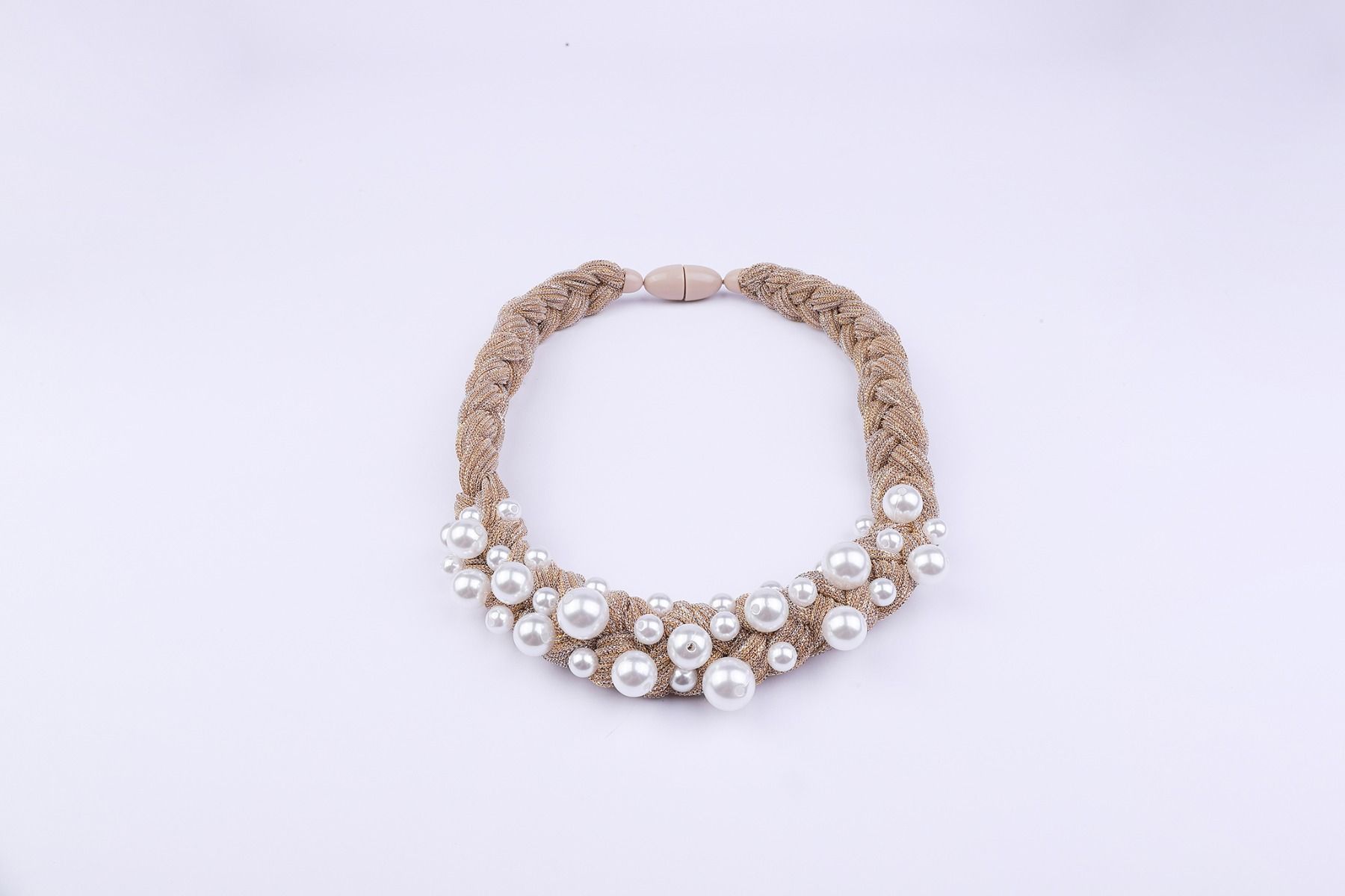 braided pearls necklace