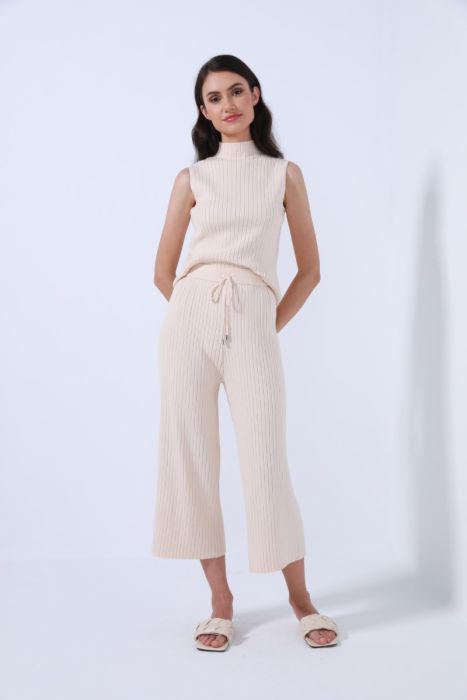 Ribbed knit pants
