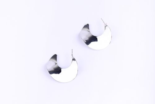 Hammered hoop earrings